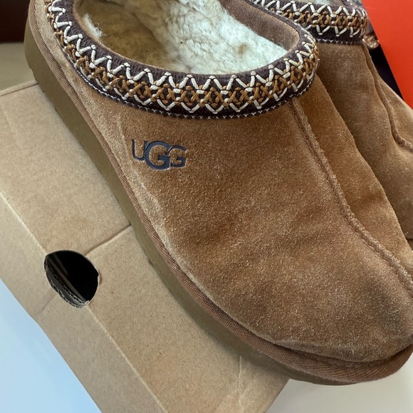 UGG Tan Slip-On Slippers - Picture 1 of 6